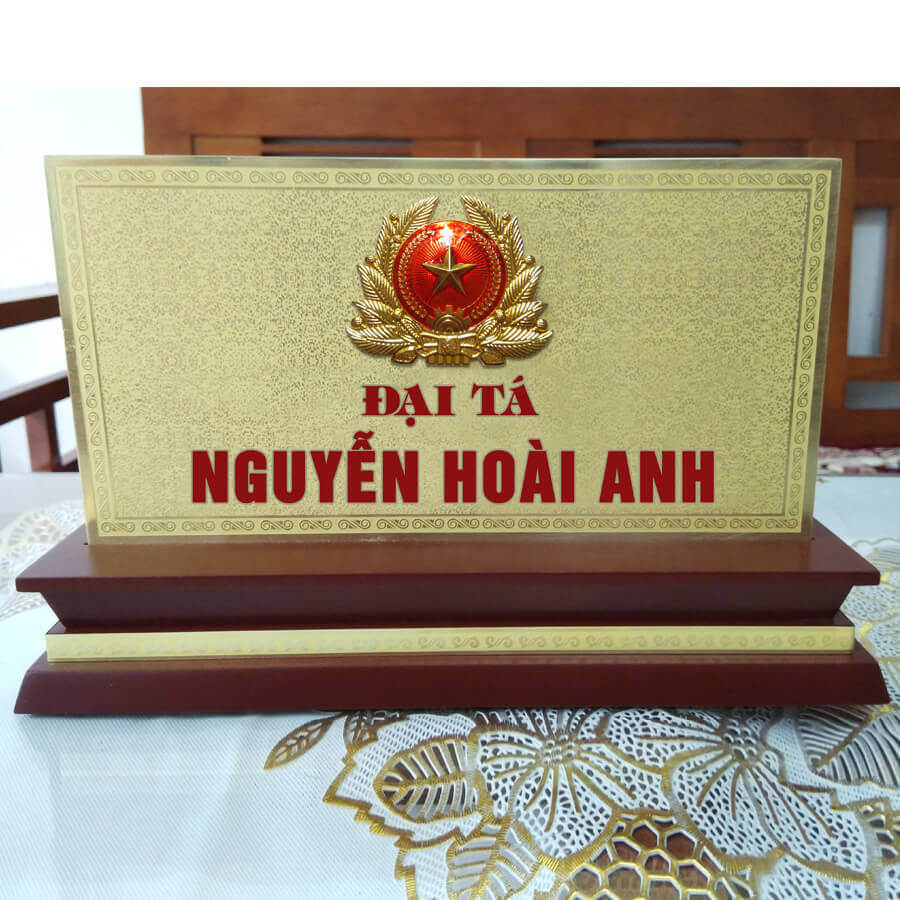 Mẫu biển chức danh cho quân hàm Đại tá bằng gỗ đồng cao cấp