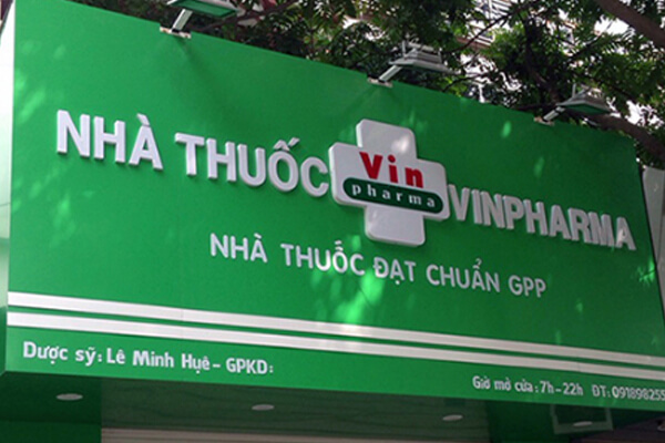 Tông màu xanh thường được sử dụng làm biển quảng cáo nhà thuốc